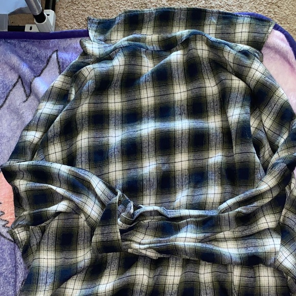 Plaid Button-Up Shirt - Picture 5 of 5